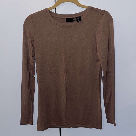 Adrienne Vittadini Tops - Adrienne Vittadini Top Brown Long Sleeve Top Size Small NWOT Neutral Basic